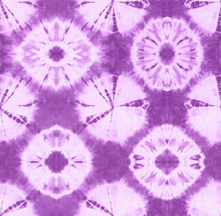 Materiał do szycia Seamless pattern, abstract tie dyed fabric of violet color on white cotton. Hand painted fabrics. Shibori dyeing