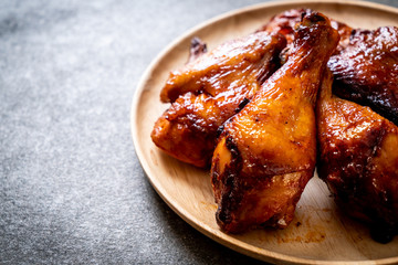grilled and barbecue chicken