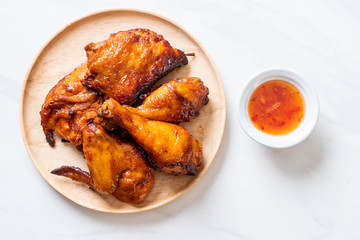 grilled and barbecue chicken