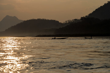 Laos - Luang Prabang - Sonnenuntergang auf dem Mekong