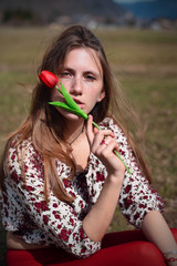 donna fiori natura palloncini rosso benessere 