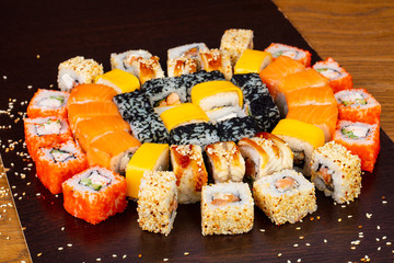 Delicious sushi roll set