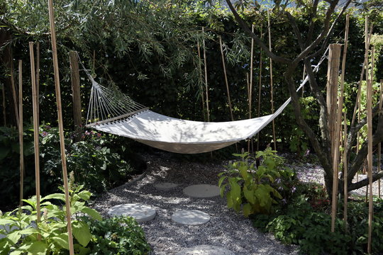 H&auml;ngematte im Garten