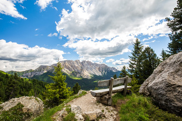 Latemar genießen, die Bank wartet