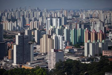 Obraz premium View on many highrise buildings in urban environment