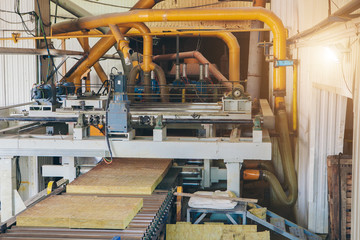 Factory equipment for the production of glass wool
