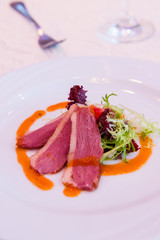 smoke venison sweet raspberry vinaigrette salad