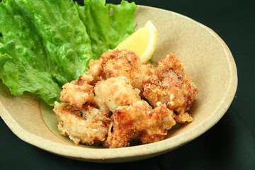 鶏のから揚げ