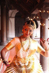 mohiniyattam is the classical dance form of kerala,distinct for the graceful body movements and costume