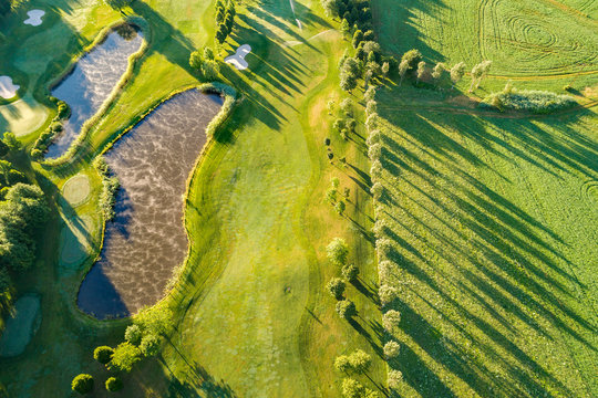 Golf Club - Aerial view - Green & Bunker 