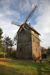 Fototapeta na wymiar Windmill in Mecmierz village near Kazimierz Dolny. Poland