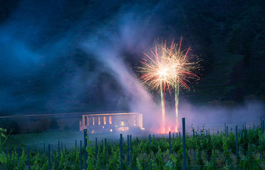 Feuerwerk bei Bremm an der Mosel Deutschland Europa