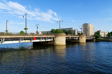 Fototapeta na wymiar Brücke über den Kanal in Liepaja, Lettland