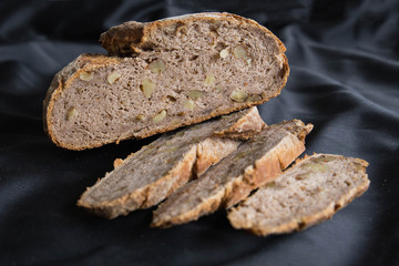 Pane integrale con noci