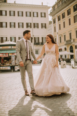 Naklejka premium Wedding couple in Rome, Italy