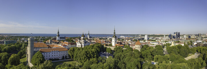 Obraz premium View on cityscape of historical old town of Tallinn