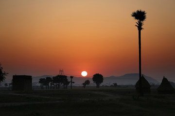 Fototapeta na wymiar Sun rise, india