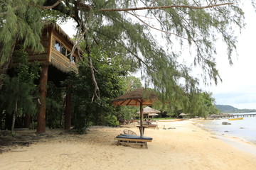 Paysage tropical de l'île de Koh Rong au Cambodge