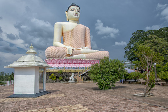 Beautiful Temple in Sri Lanka