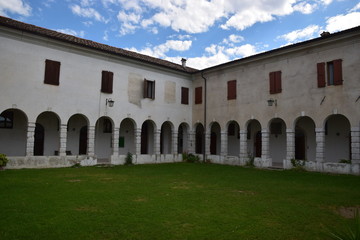 Fototapeta na wymiar Valvasone - Ex convento dei Servi di Maria