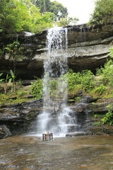 Obraz premium Cascade ou chute d'eau