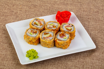 Tempura roll with tuna