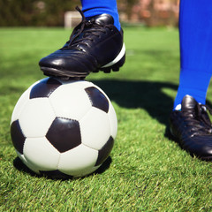 Ball auf dem Fussballplatz