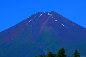 富士吉田からの登山シーズン到来の富士山　2018/06/30