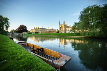 Beautiful view of Cambridge city on the River Cam
