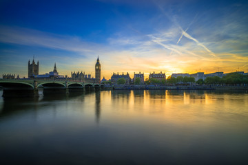 Fototapeta na wymiar Panorama of Westminster Palace and Big Ben at dusk in London,UK