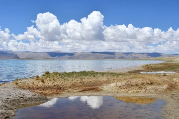 Wandcirkels aluminium China. Great lakes of Tibet. Lake Teri Tashi Namtso in sunny summer day © irinabal18
