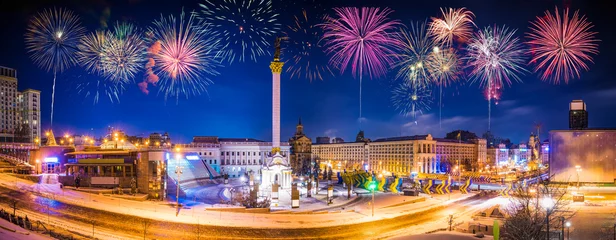Rolgordijnen Firework display at Independence square in Kiev, Ukraine  © Pawel Pajor