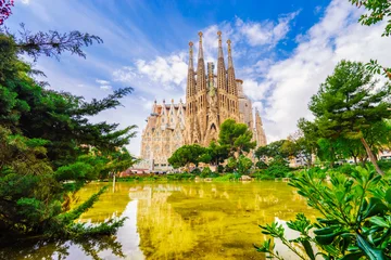 Zelfklevend Fotobehang La Sagrada Familia © Pawel Pajor