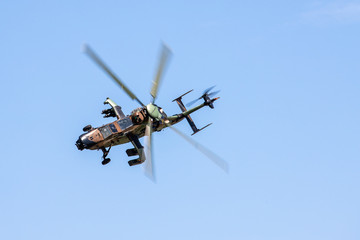 Hélicoptère de combat