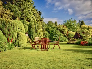 English Summer Garden 