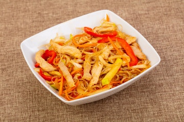 Glass noodle with chicken, vegetables