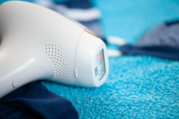 IPL hair-removal device