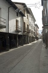 Obraz premium Beautiful Streets Of Ezcaray With Its Picturesque Buildings With Arches In Its Inferior Part. Ezcaray Architecture, Travel, History. December 26, 2015. Ezcaray. The Rioja. Spain.
