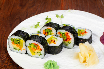 Japanese roll with vegetables