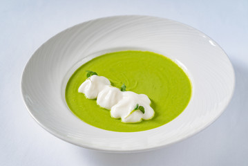 green cream soup