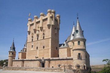 Fototapeta na wymiar Real Alcázar de la ciudad de Segovia, España