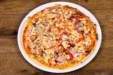 Pizza with beef and onion