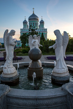 Holy Trinity Saint Serafim-Diveyevo Monastery