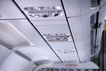 Light and air conditioning in the plane