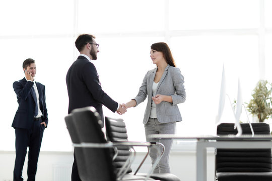 welcome handshake Manager and the client