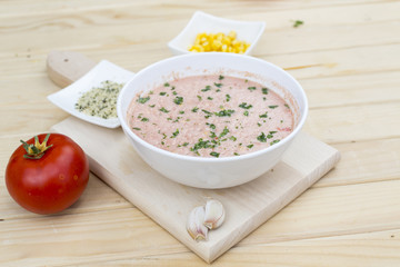 tomato sauce with corn and sesame