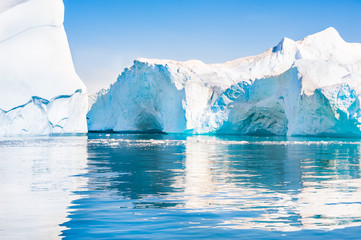 Fototapeta na wymiar Big icebergs in Ilulissat icefjord, Greenland