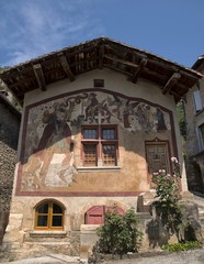 Fototapeta na wymiar Fresque médiéval à Saint-Sorlin-en-Bugey, Ain, France