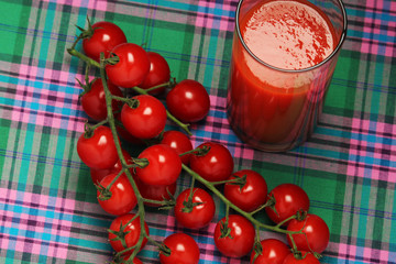 Tomato juice and cherry tomatoes