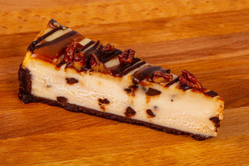 Tasty cheesecake pecan
